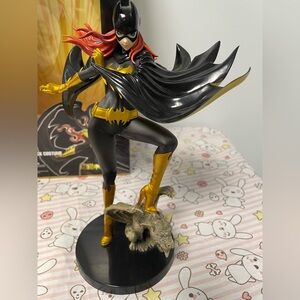 Batgirl Kotobukiya Bishoujo Statue Figurine DC Comics Black Costume 2011 Used